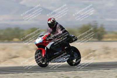 media/Dec-01-2025-Moto Forza (Mon) [[2daa91e15f]]/1-Advanced Group/Session 3 Turn 3 Exit Bump Pans/